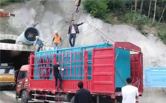 介休1300KW发电机出租